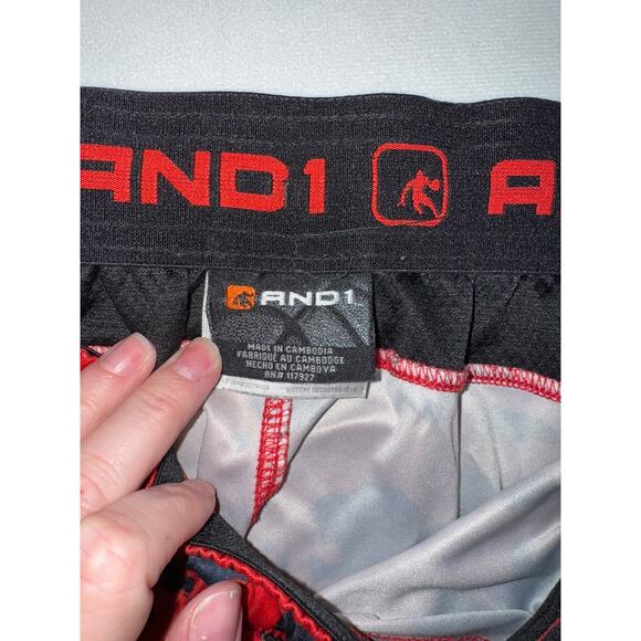 And1 Shorts Mens XL Basketball Gym Athletic Jogger Y2K‎ 90s Red/Black Camo - Picture 5 of 6
